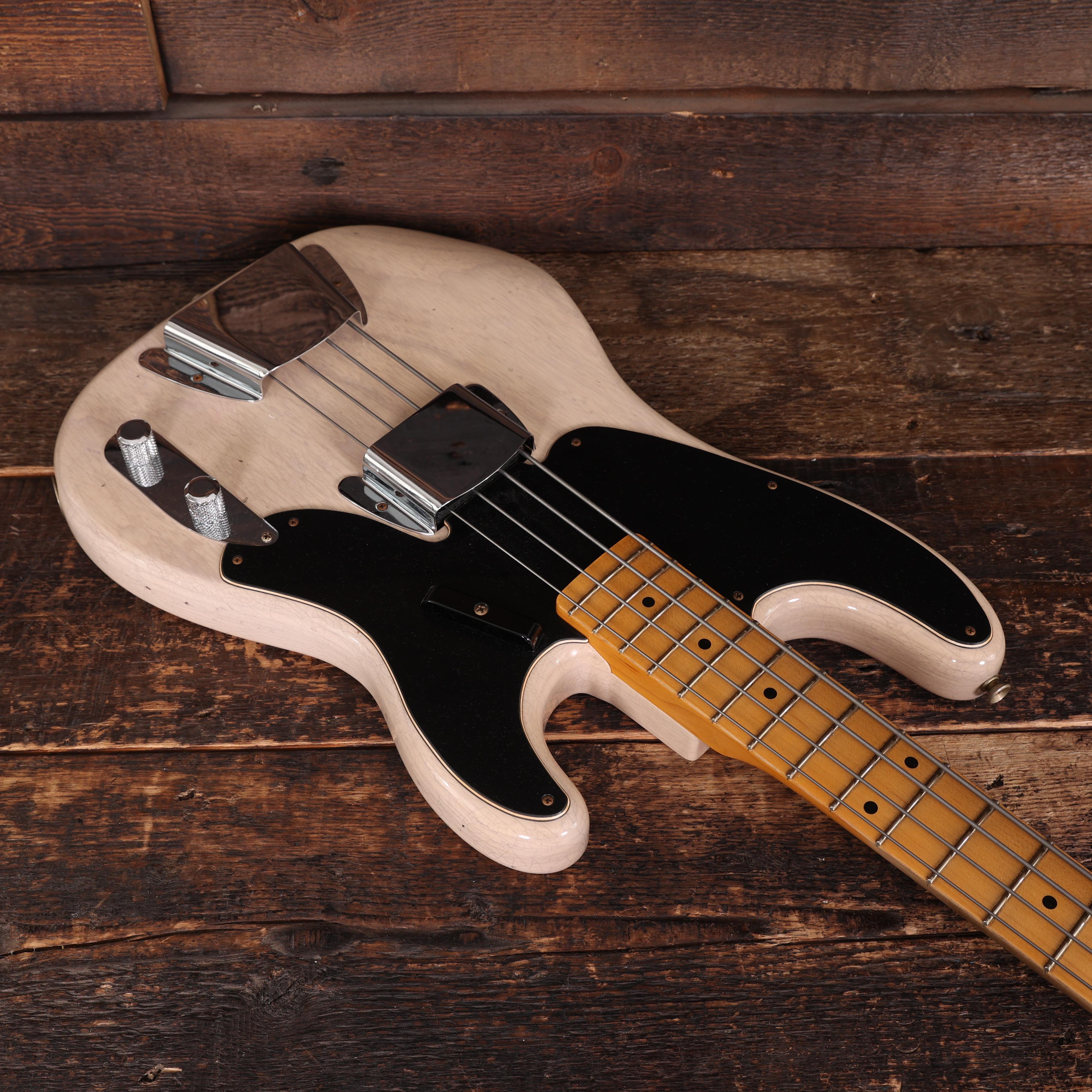 Fender Custom Shop '54 Precision Bass Journeyman Relic in Aged